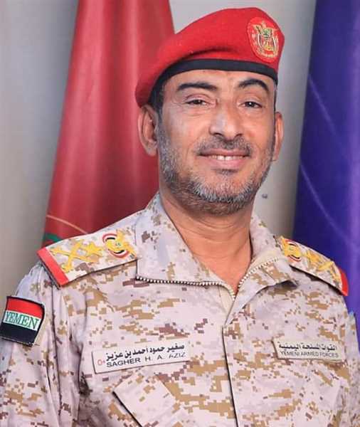 نجاةرئيس الأركان الفريق بن عزيز من محاولة اغتيال بسيارة مفخخة