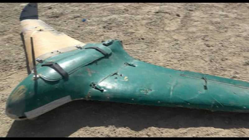 دفاعات الجيش تسقط طائرات مسيرة حوثية .