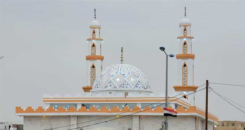 خطباء الجمعة بمأرب .. دعوا إلى تحكيم العقل والعودة إلى جادة الصواب ورفض مظاهر الفوضى والتقطع.