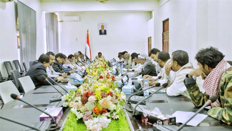 تنفيذي مأرب يقيم تقارير إنجاز العام الماضي و يقر خطة عمله للعام الجاري.