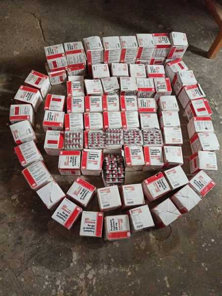 ضبط ثلاث عصابات تحوز كميات كبيرة من المخدرات على الخط الدولي في العبر .